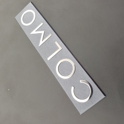 Nickel elektrogestaltete Metalllogos OEM-Installation Nickel Silber