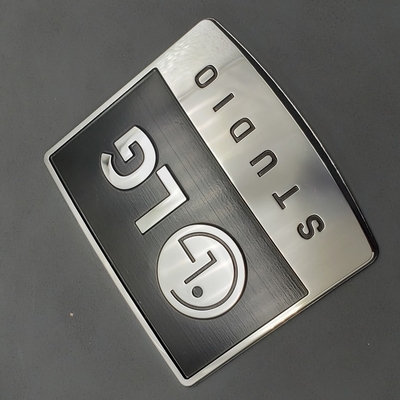Umweltfreundliches elektroplattiertes Nickelmetall-Logo