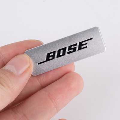 Elektro-Ultra-Dünn-Nickel-Logo mit angepasster Farbe und 100% QC oder Test garantiert