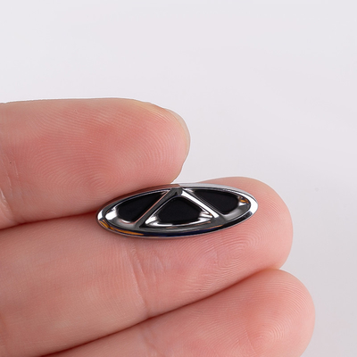 Nickel Silber Automobil Metalletiketten angepasst und angepasst Farbe produziert