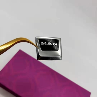 Individuelle Herstellung von Nickel-Elektroform-Metall-Logo-Aufklebern für Autoschlüssel