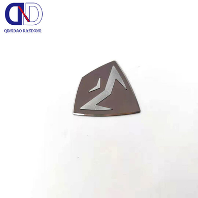 Hochglänzendes Metalletikett für kundenspezifische Namensschilder aus Edelstahl in elektrischen Produkten