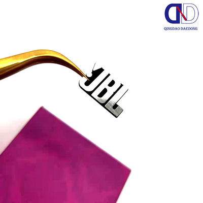 Professionelle Herstellung von kundenspezifischen Logo-Elektrogestalteten Nickelmetall-Logo für den OEM-Markt